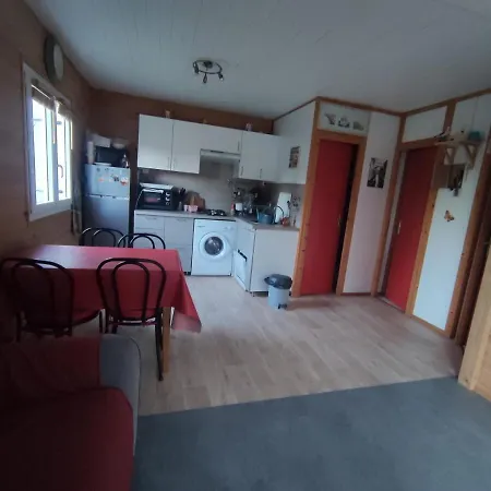 Daire En Auvergne Proche Du