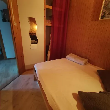 En Auvergne Proche Du Апартаменты *